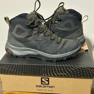 Salomon Men's Hiking Boots